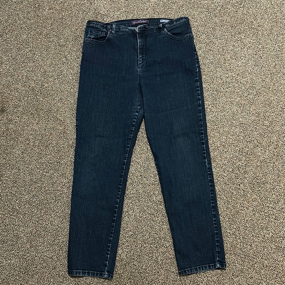 Gloria Vanderbilt Jeans size 18